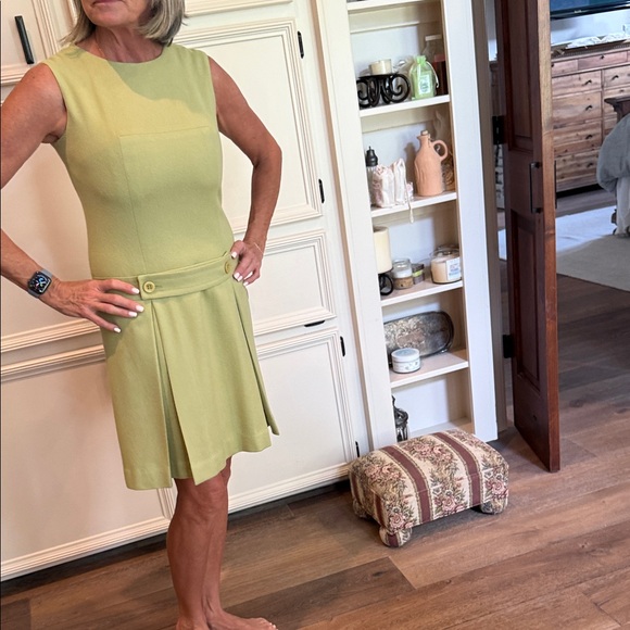 Majestic Sleeveless Green Dress with Pleated Skirt - Picture 6 of 8